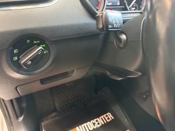 Skoda Octavia Combi Ambition *AHK*TEMPO*NAVI*2-ZONEN*
