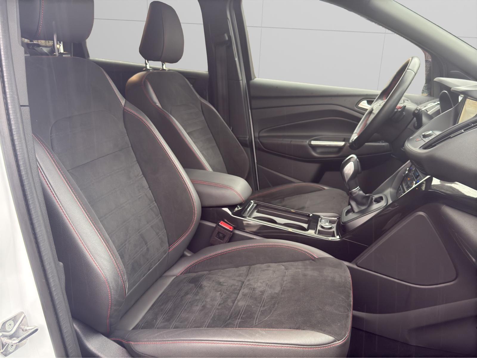 Ford Kuga ST-Line/Klima/Kamera/LED/Navi/PDC/Garantie
