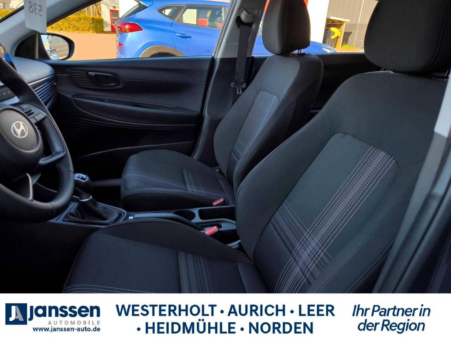 Fahrzeugabbildung Hyundai i20 Select, Funktionspaket/PDC hinten/Navi/Rück
