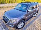 Mitsubishi Pajero 3,8 V6 MIVEC 4WD Instyle Automatik - Mitsubishi Pajero: V