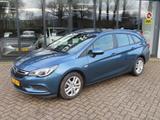 Opel Astra Sports Tourer 1.6 CDTI Online Edition*Navi - Opel Astra Kombi Sports tourer cdti mit Diesel-Antrieb