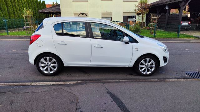 Opel Corsa 1.2 Active Klima TEMPOMAT