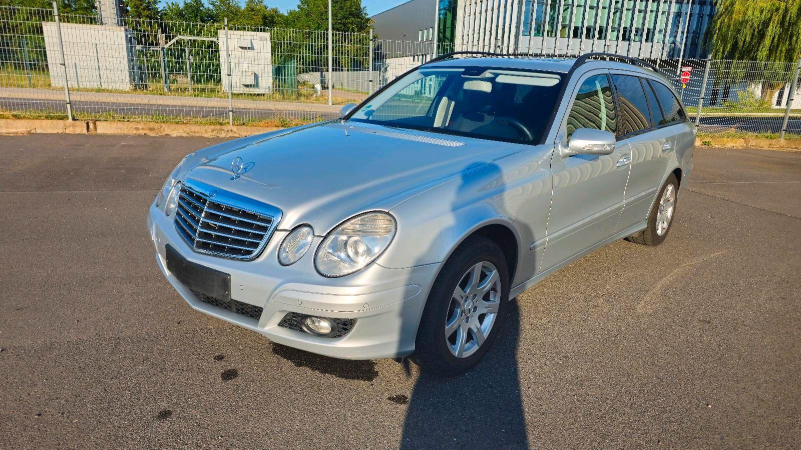 Mercedes-Benz E220 2008 — photo 6