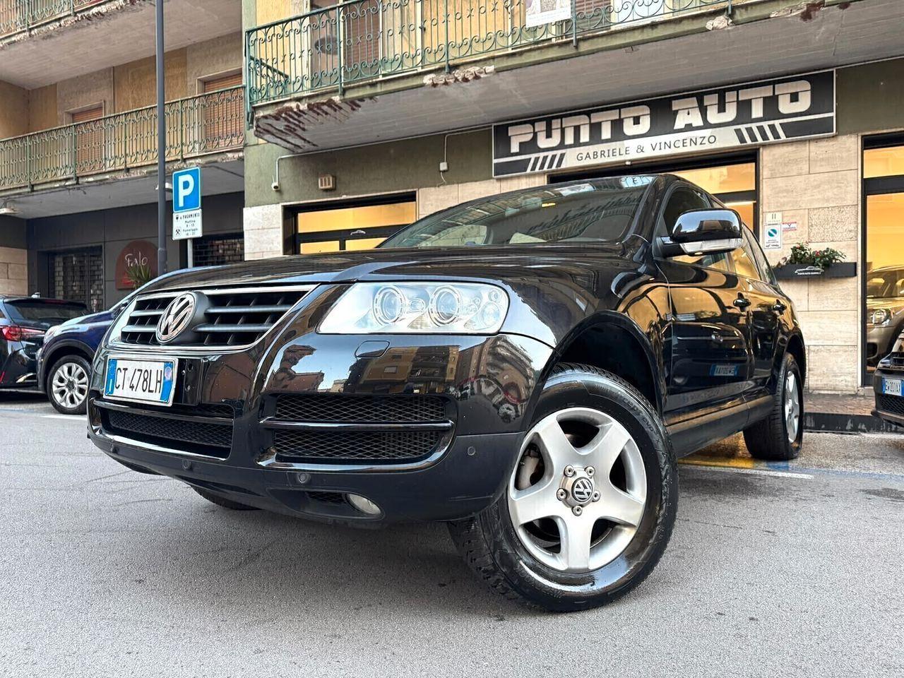 Volkswagen Touareg 2005 — photo 8