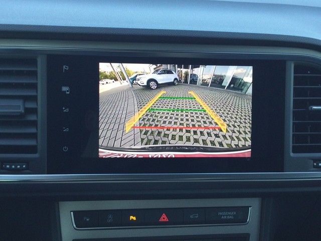 Fahrzeugabbildung SEAT Ateca TSI Xperience DSG LED AHK Navi AID ACC RFK