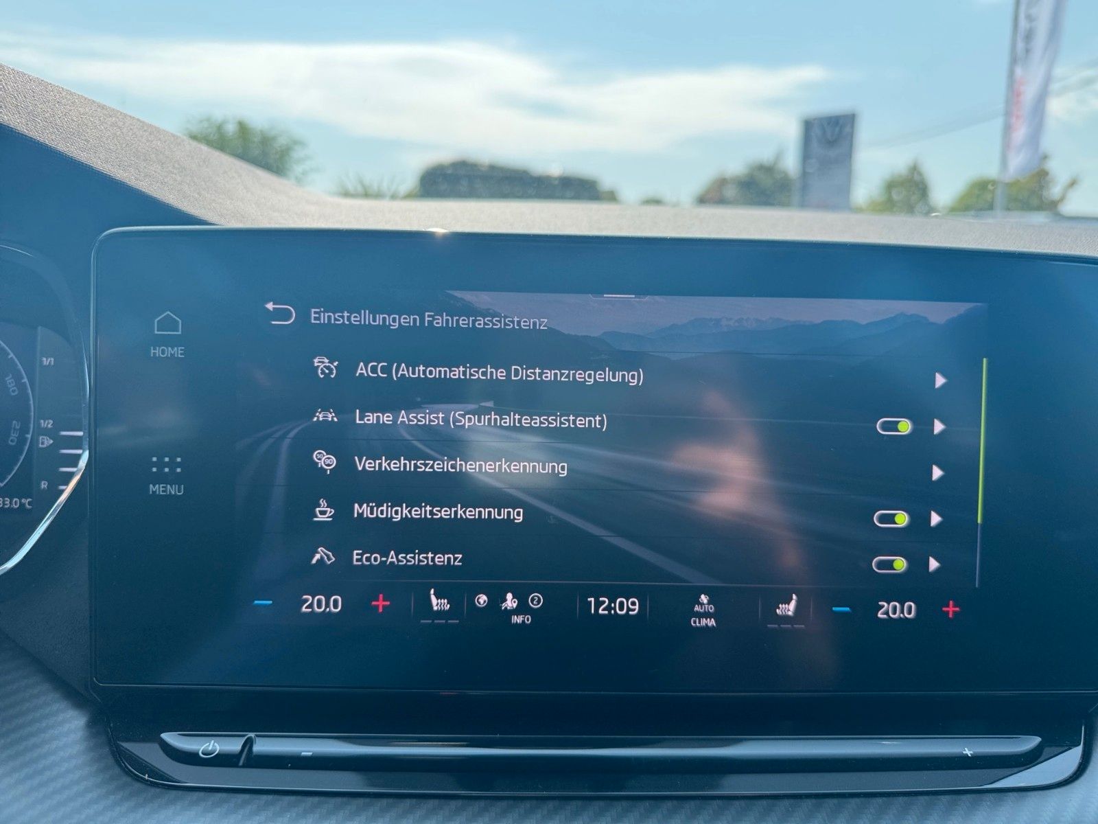 Fahrzeugabbildung SKODA Octavia Combi RS 2.0 TSI