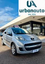 Peugeot 107 1.0 68CV 5p. Desir - silberne Peugeot 107