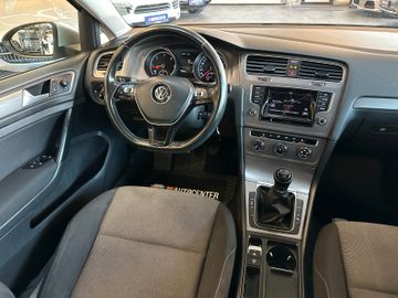 Volkswagen Golf VII Variant Trendline BMT *Navi*