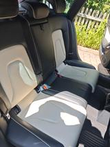 Audi A4 Avant 3.0 TDI quattro S tronic 30 Jahre Edit. - Audi A4 aus 2011: TDI