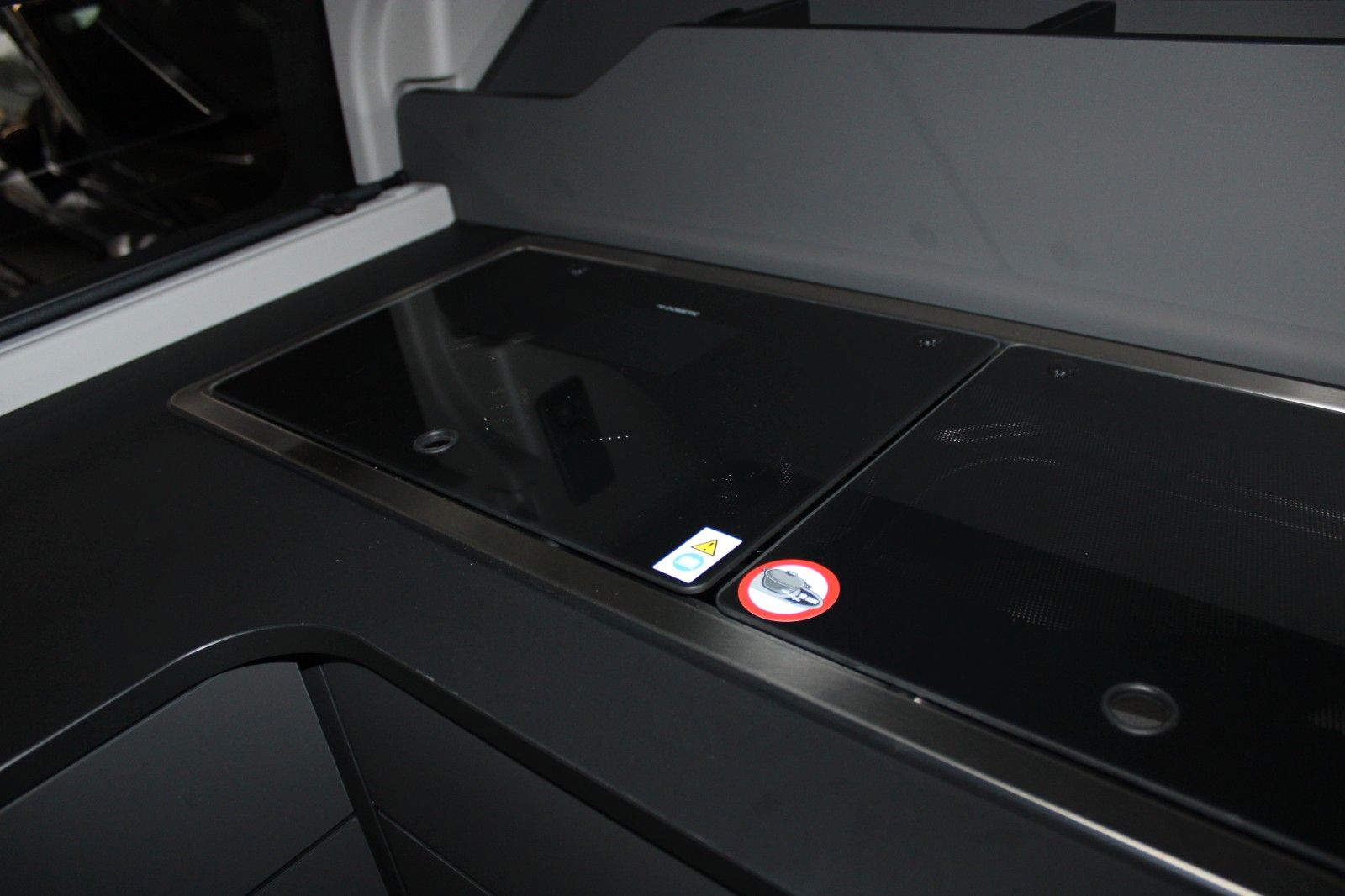 Fahrzeugabbildung Ford NUGGET L2 Active MARKISE + Aufstelldach SOFORT