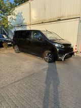 Toyota Proace Verso Erstzulassung 10/2017 - Toyota Verso mit Diesel-Antrieb: Automatik