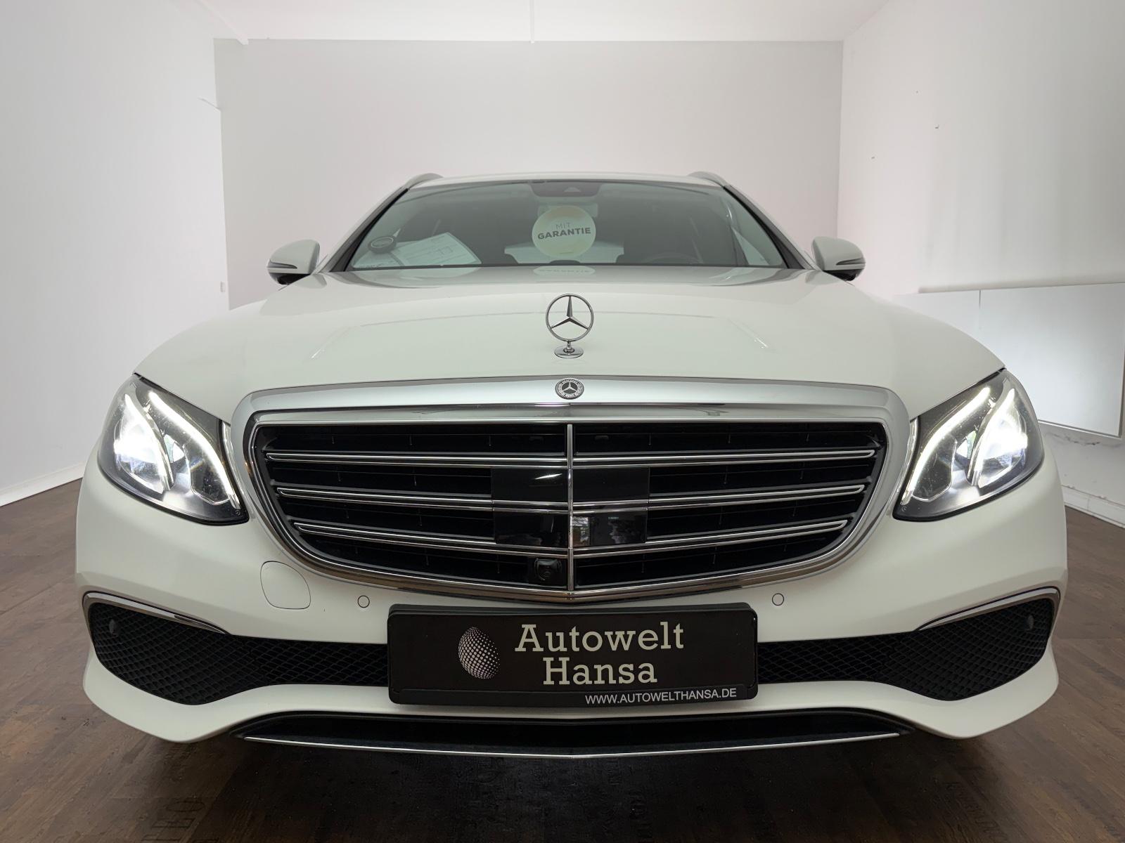 Mercedes-Benz E 220d Exclusive|2.HD|DISTR|AHK|LEDER|LED|KAM