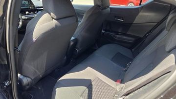 Toyota C-HR - 11