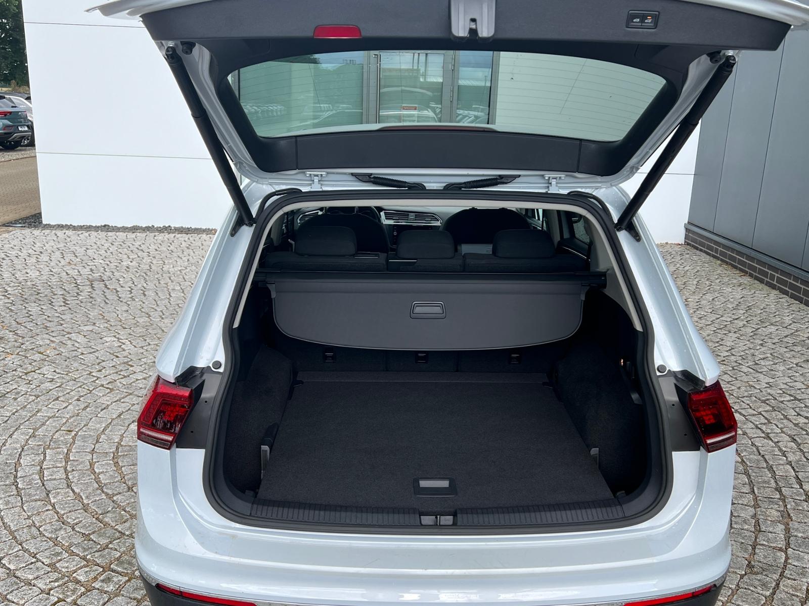 Volkswagen Tiguan Allspace Highline 2.0 TDI DSG 4MOTION *AH