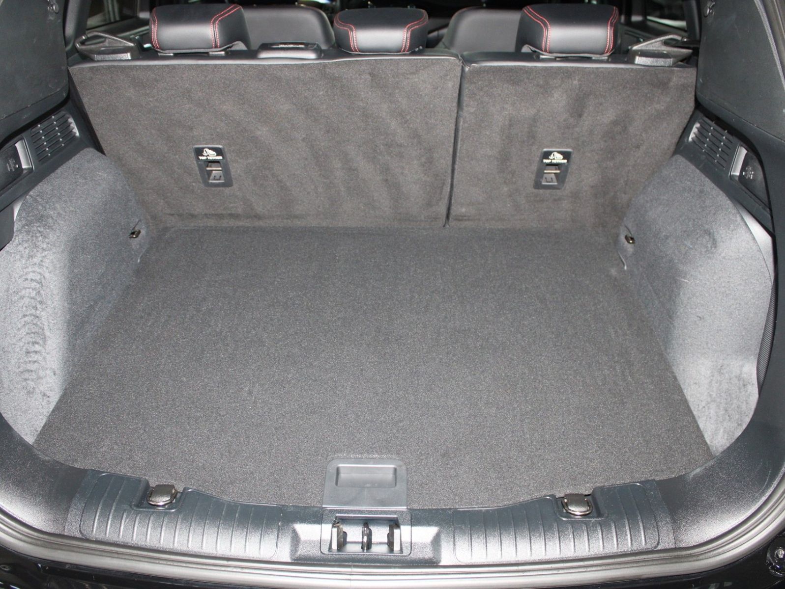 Fahrzeugabbildung Ford Kuga 2.5 PHEV ST-Line X Aut. ACC HUD Cam Panod.