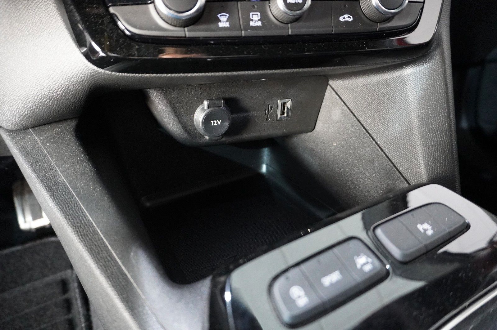 Fahrzeugabbildung Opel Mokka GS SPORT 1.2T NAVI/LED/KAMERA/SPORT/DAB+