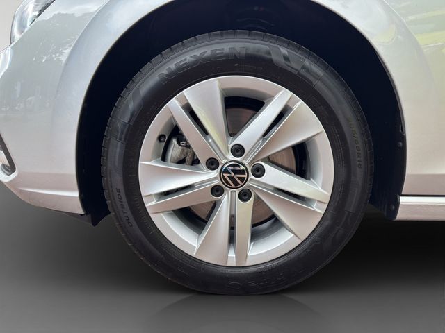 Golf VIII Variant 2.0 TDI Life SHZ NAVI ACC LED