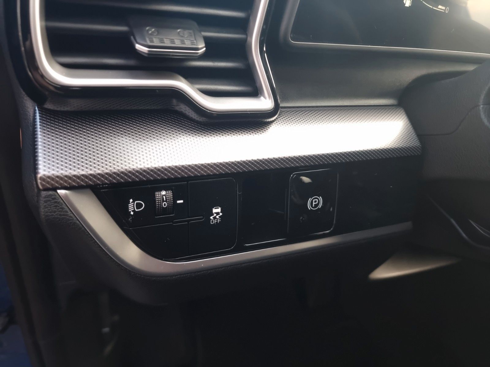 Fahrzeugabbildung Kia SPORTAGE 1.6T 48V 2WD DCT VIS KOM