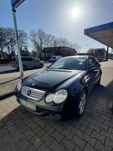 Mercedes-Benz C 220 CDI Automatik - Mercedes-Benz C 220 aus 2006: Cdi