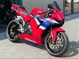 Honda CBR 600 RR *Neuwertig*1 Hand*sofort lieferbar* - HONDA ABS CBR 600RR