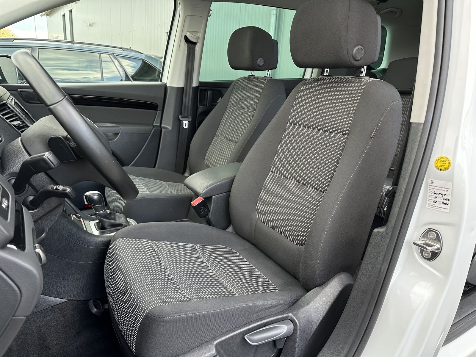 Fahrzeugabbildung SEAT Alhambra 2.0 TDI DSG 4Drive Style NAV+AHK+PANO