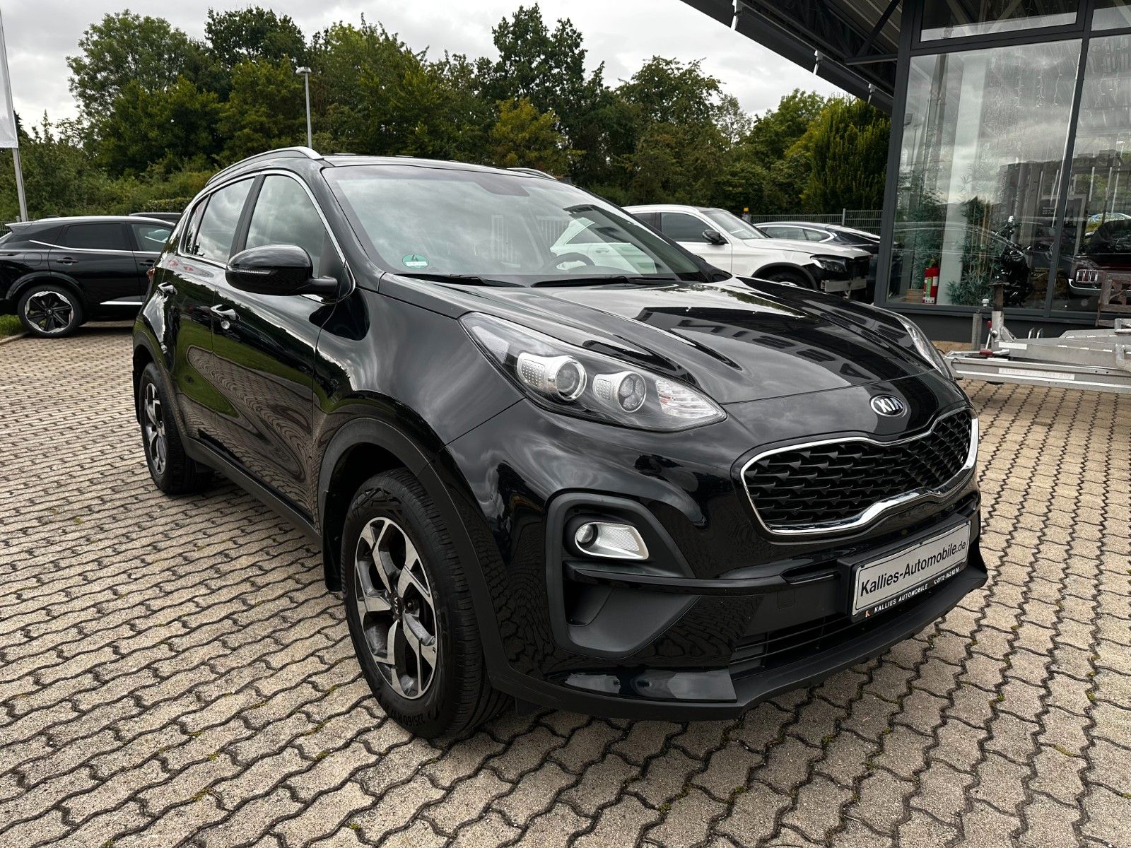Fahrzeugabbildung Kia Sportage 2WD, Klimaaut., Shz, Cam.