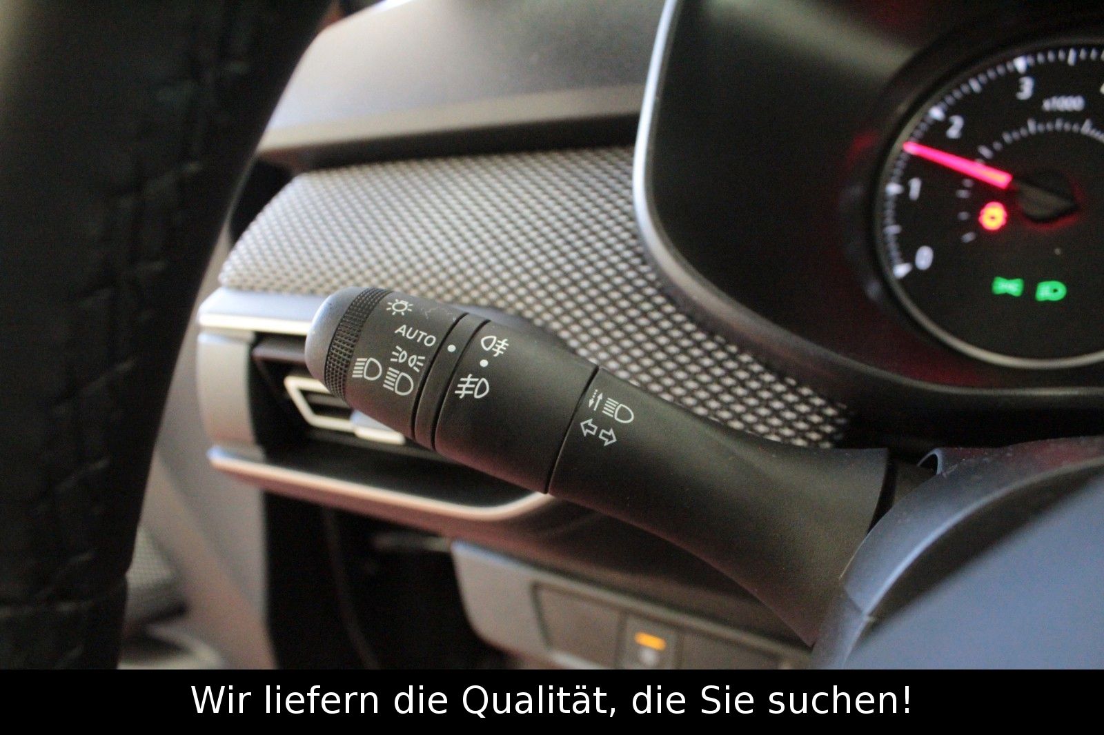 Fahrzeugabbildung Dacia Sandero Eco-G 100 Expression*Winterpaket*