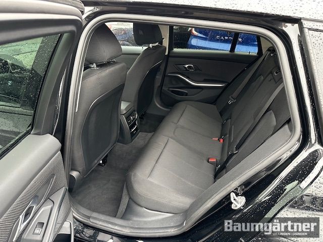 Fahrzeugabbildung BMW 318 i Touring Auto Kamera/PDC/LED/Tempomat/Sitzh