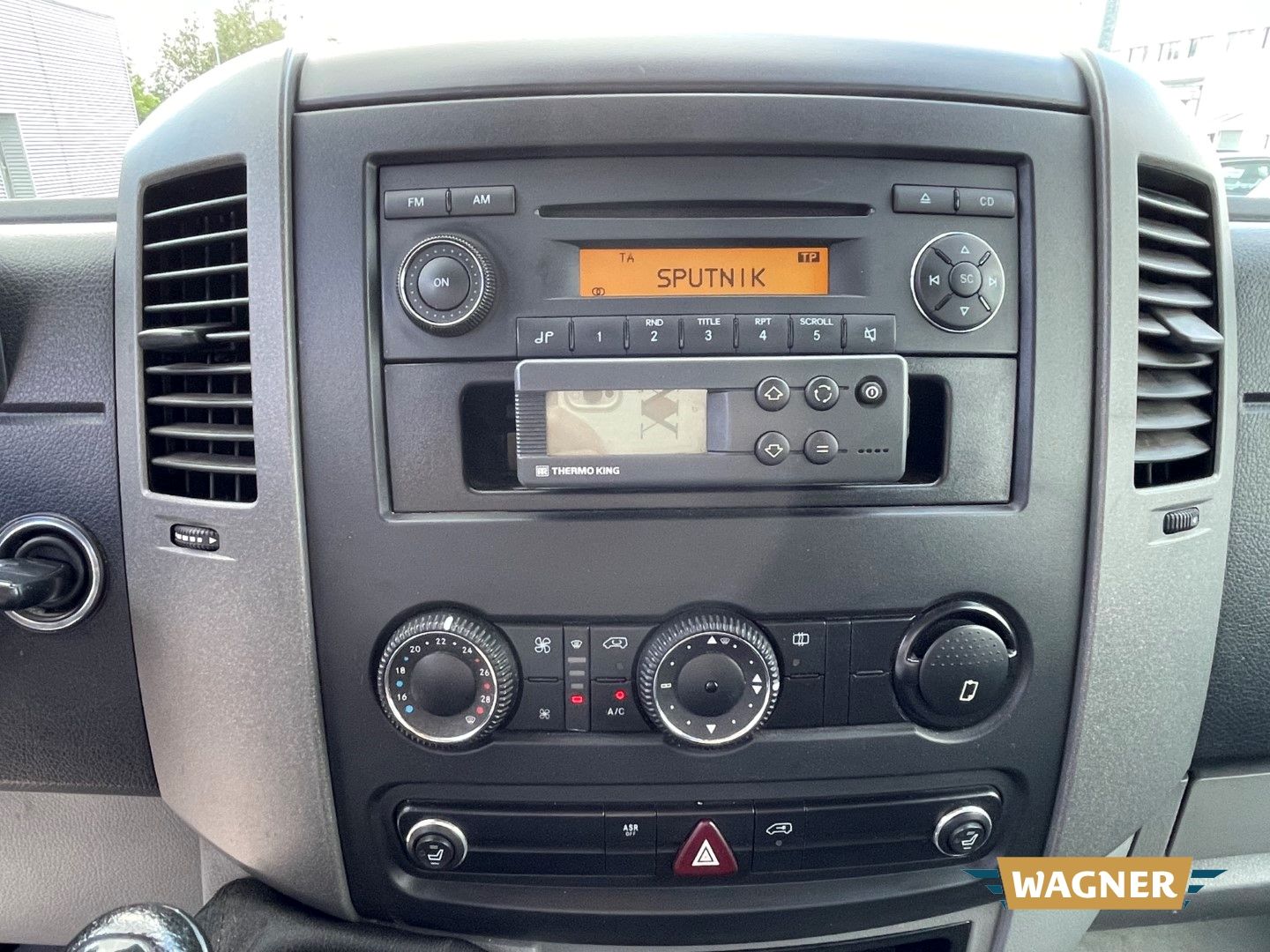 Fahrzeugabbildung Mercedes-Benz Sprinter II Tiefkühlkoffer CDI ThermoKing