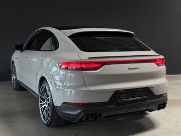 Porsche Cayenne - 4