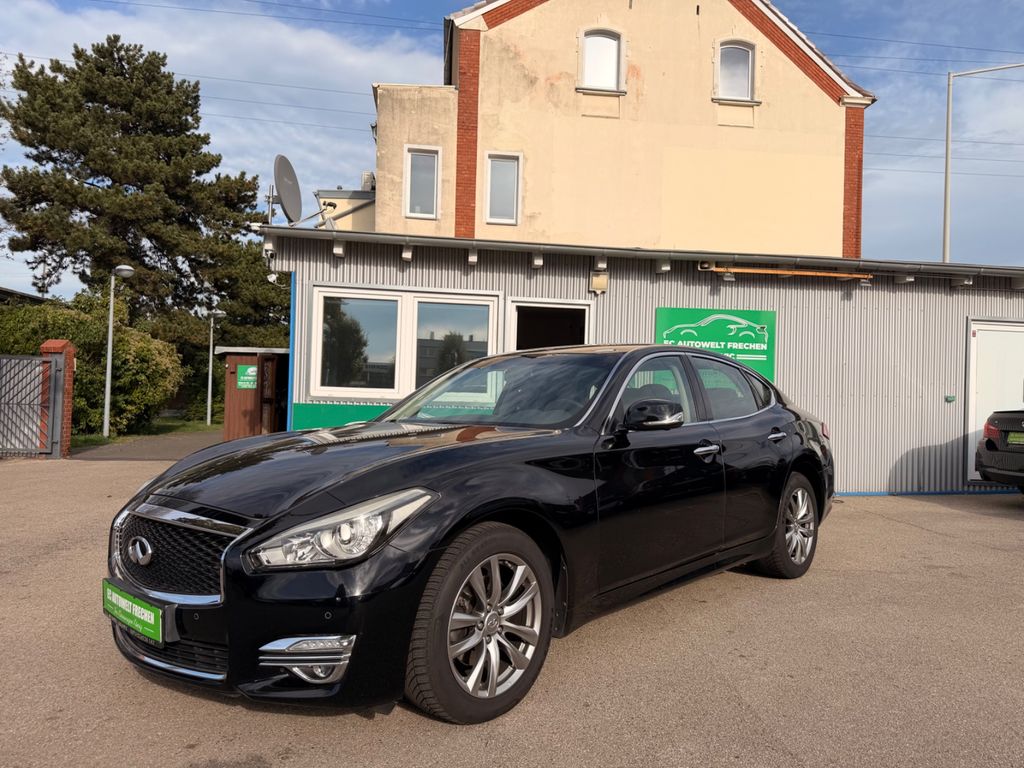 Image of Infiniti Q70