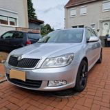 Skoda Octavia 1.4 TSI Ambiente Combi Ambiente - Skoda Octavia aus 2011: Combi