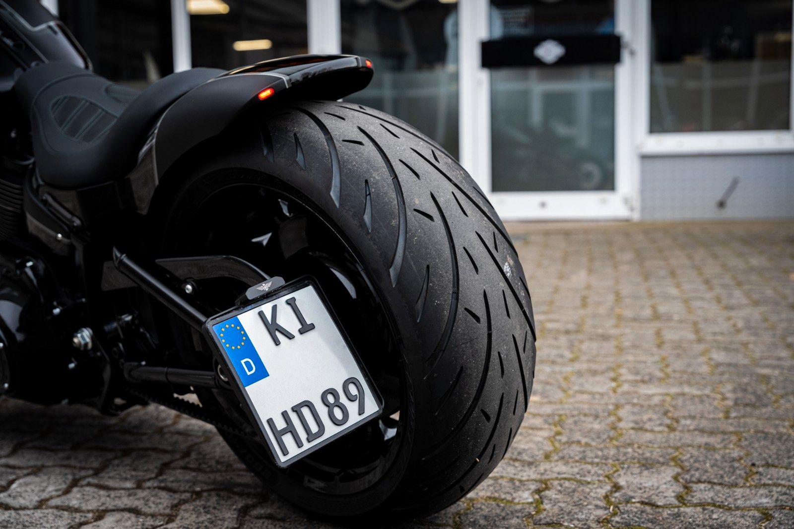 Fahrzeugabbildung Harley-Davidson DARK FAT BOY FLFBS 114 MY24 -JEKILL&HYDE-