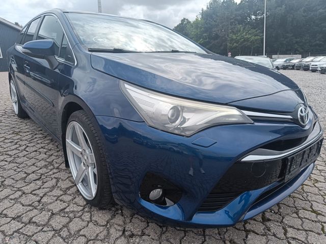 Toyota 1,8 VVTI Combi XENON PANO PRECRASH SENSOR