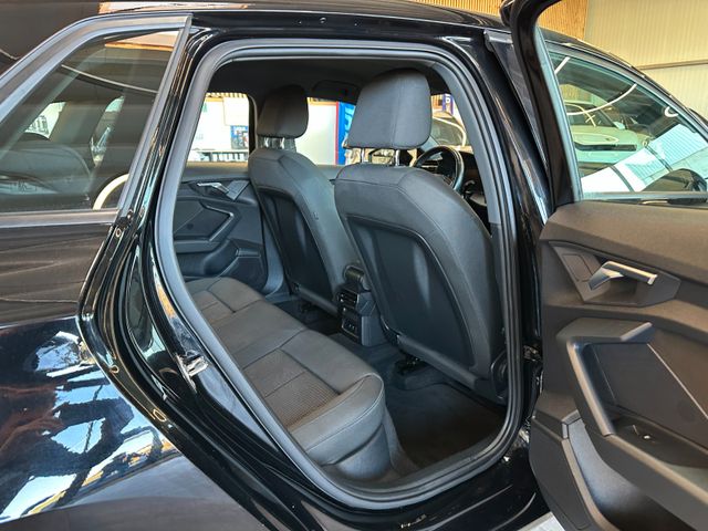 Audi A3 Sportback 35 TDI *1.HAND*19%*NAVI*ACC*SPURASS