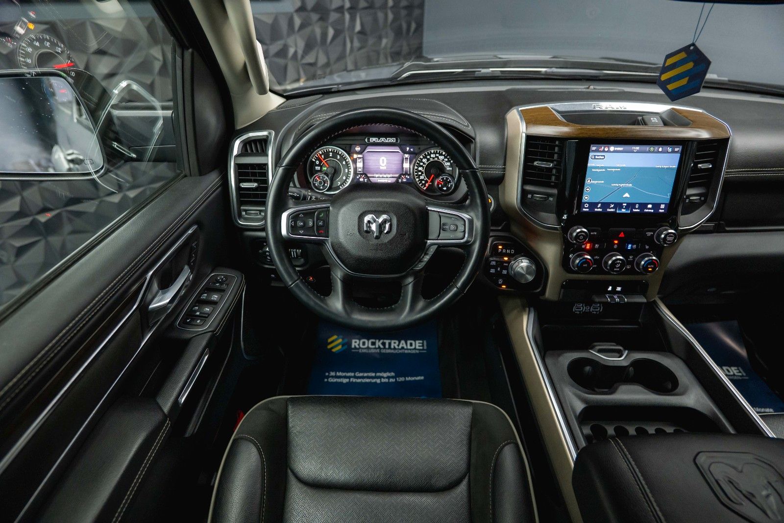 Fahrzeugabbildung Dodge RAM 5.7 V8 HEMI 4x4 LARAMIE LPG Offroad-Bodylift