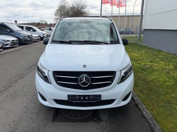 Mercedes V 220 - 5