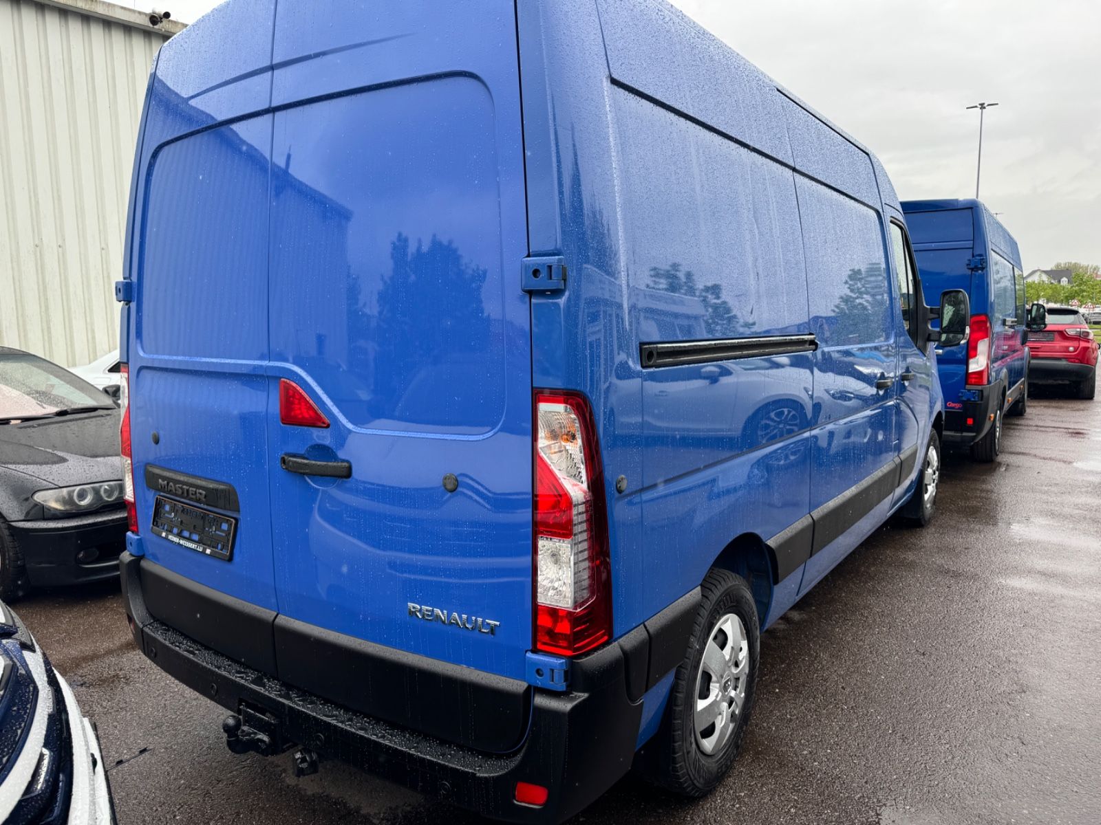 Fahrzeugabbildung Renault Master III Kasten L2H2 HKa 3,3t Klimaanlage