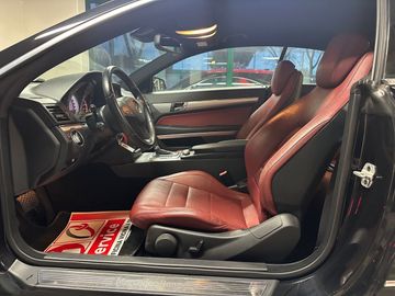 Mercedes E 250 - 9