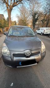 Toyota Schrott oder Export - Toyota Verso Gebrauchtwagen in Hamburg