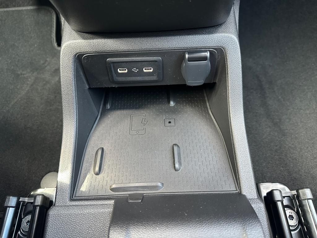 Fahrzeugabbildung Mercedes-Benz T 180 PROGRESSIVE Lang LED Navi KAM AUT WinterP