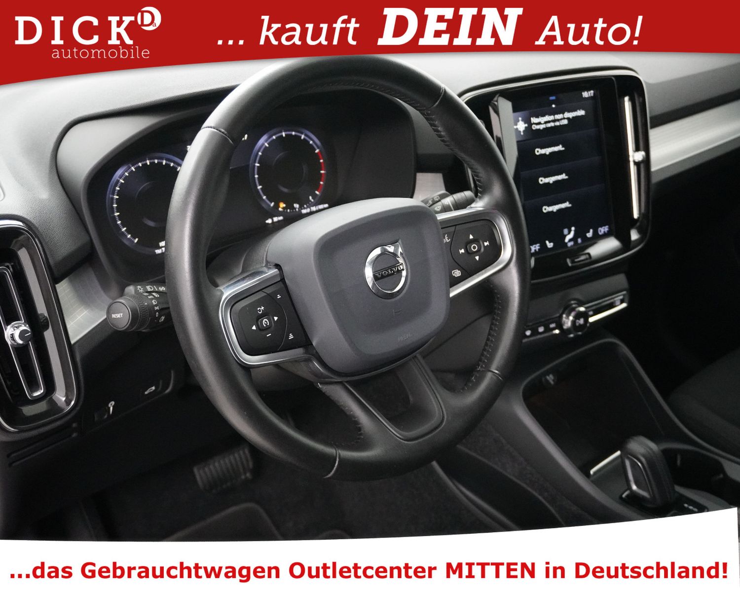 Fahrzeugabbildung Volvo XC40 T3 Aut Momen PANO+VIRTU+LED+KAM+H&K+ACC+SHZ