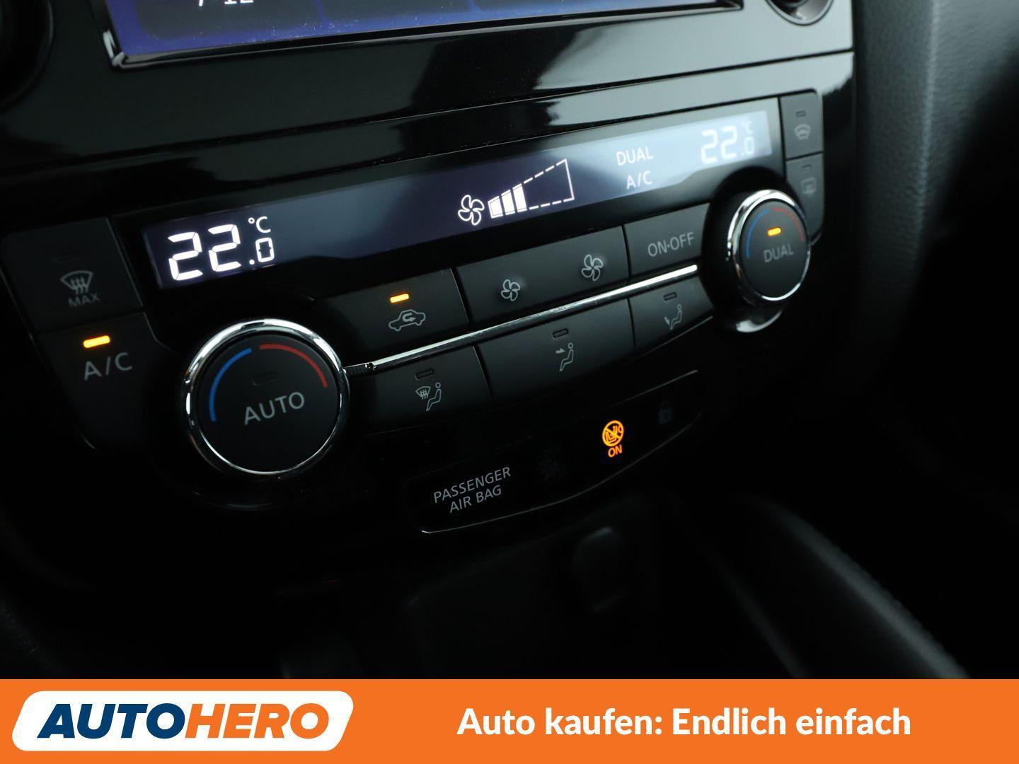 Nissan Qashqai 1.3 DIG-T N-Connecta*NAVI*CAM*TEMPO*PDC*