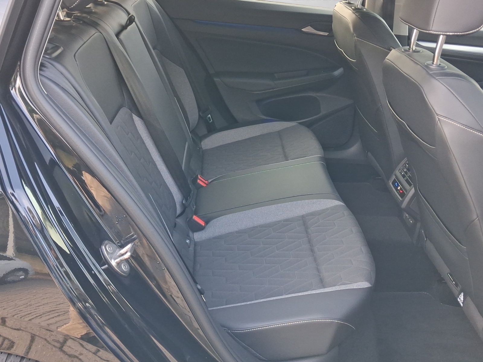 Volkswagen Golf - Bild 6