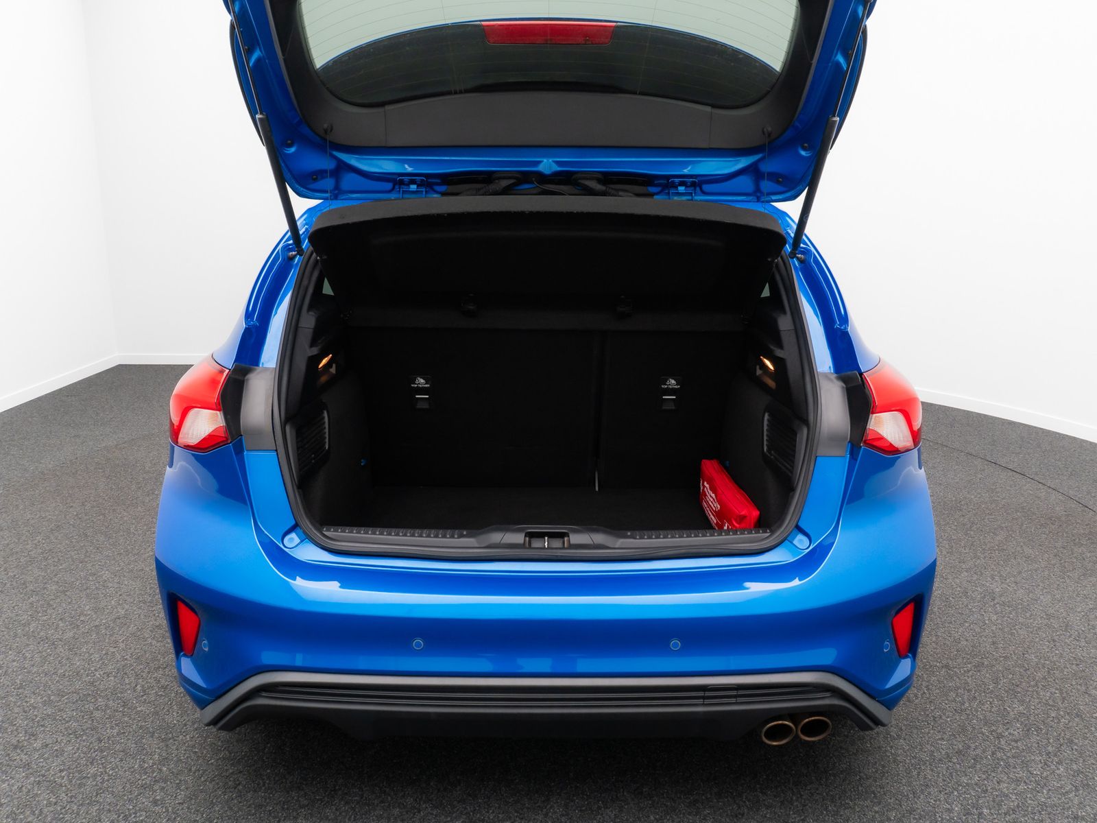 Fahrzeugabbildung Ford Focus ST-Line Kamera ACC LED Komfort HiFi Sport
