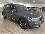Volkswagen Tiguan Life 2.0 TDI ACC+KAMERA+SPURHALTE+LED+AHK - Volkswagen in Wuppertal