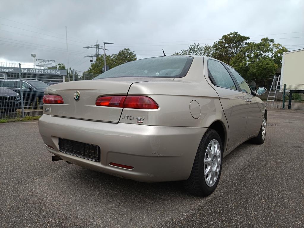 Alfa Romeo 156