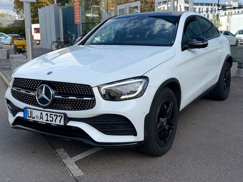 Image of Mercedes-Benz GLC 300