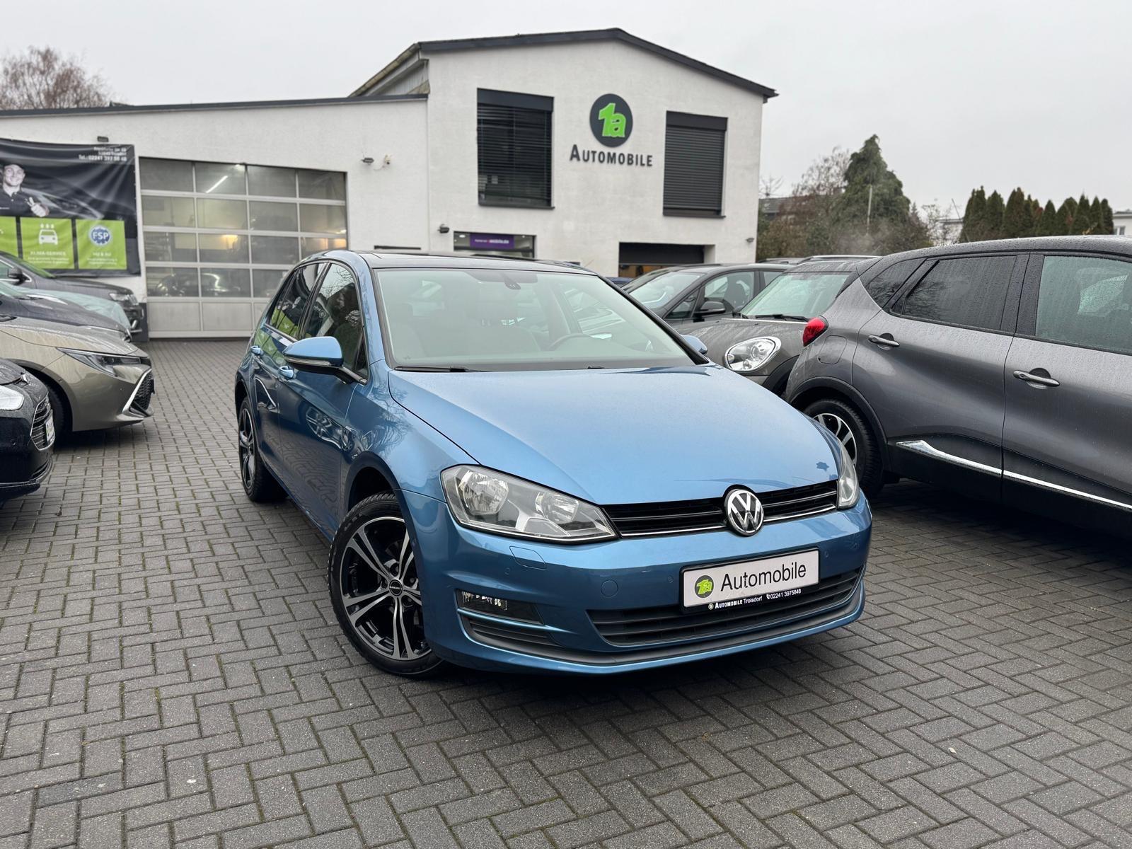 Volkswagen Golf VII Lim. Comfortline BMT*PDC*SHZ*TEMPO*PANO