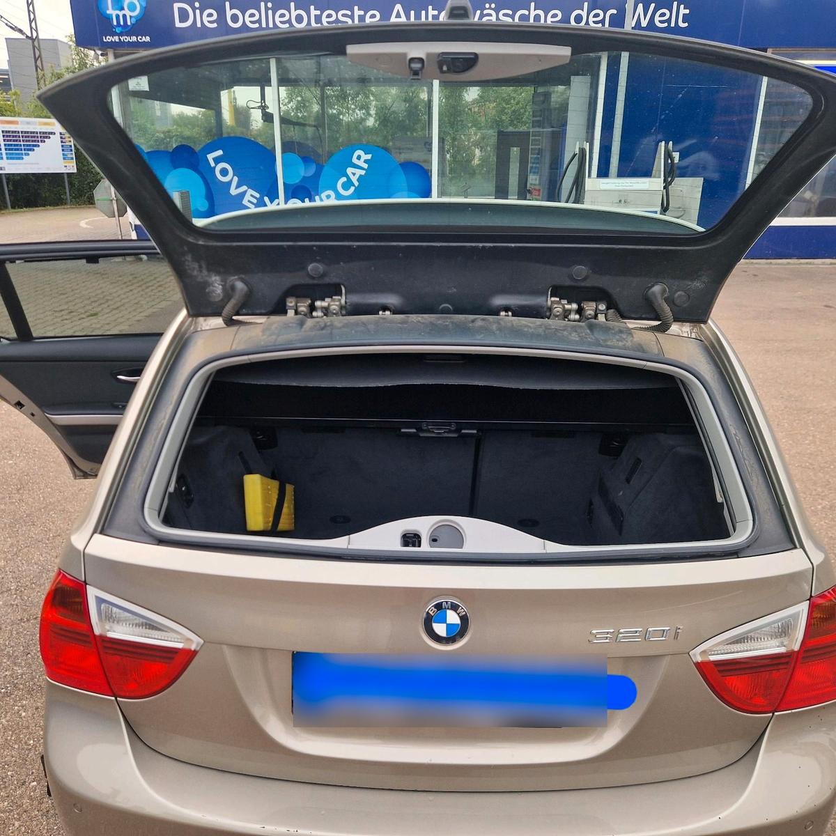 BMW 320 2008 — photo 6
